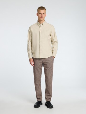 SELECTED HOMME Regular Fit Skjorte 'Oxford' i beige
