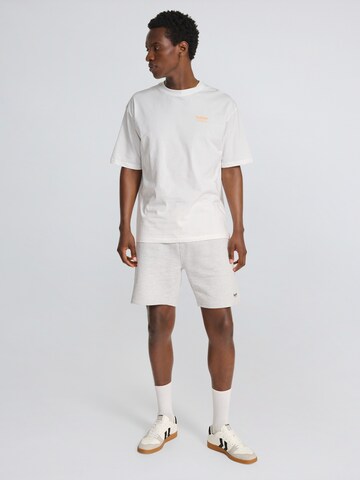 Hummel Bluser & t-shirts 'Football' i hvid