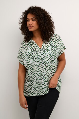 Camicia da donna 'Anny' di KAFFE CURVE in verde: frontale