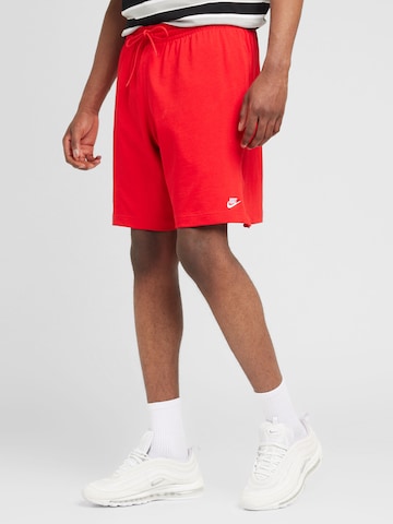 Nike Sportswearregular Hlače 'Club' - crvena boja: prednji dio