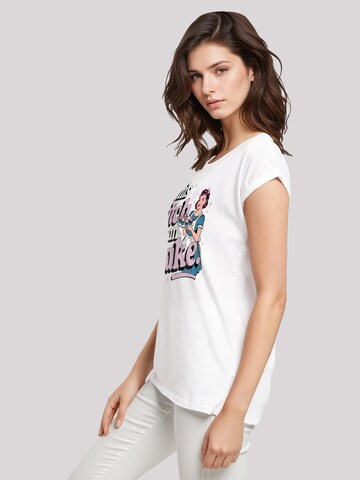 T-shirt 'Vintage Pin Up Bäckerin' F4NT4STIC en blanc