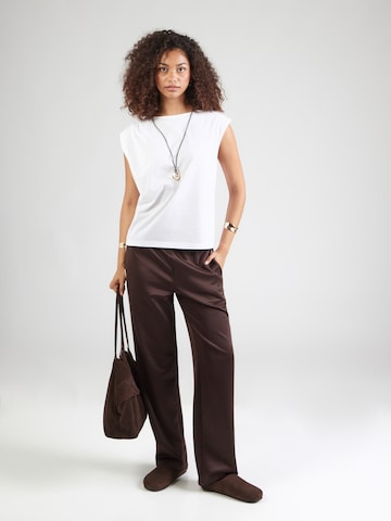 SELECTED Top 'SLFCalli' in White