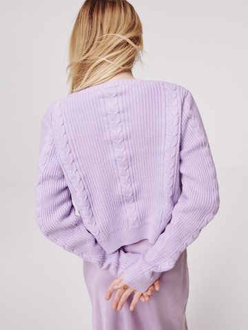 Cardigan 'Karli' Daahls by Emma Roberts exclusively for ABOUT YOU en violet