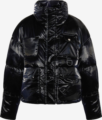 faina Winter Jacket in Black: front