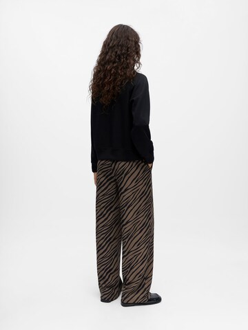 Sweat-shirt 'OBJAndrea' OBJECT en noir