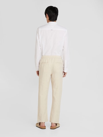 KnowledgeCotton Apparel Regular Pleat-front trousers in Beige