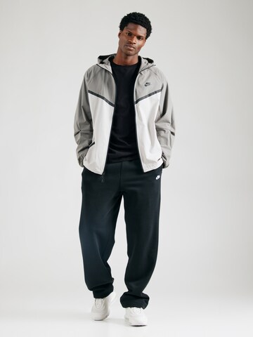 Nike Sportswear Jacke in Grau