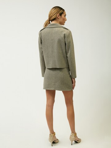 Influencer Blazer in Grau