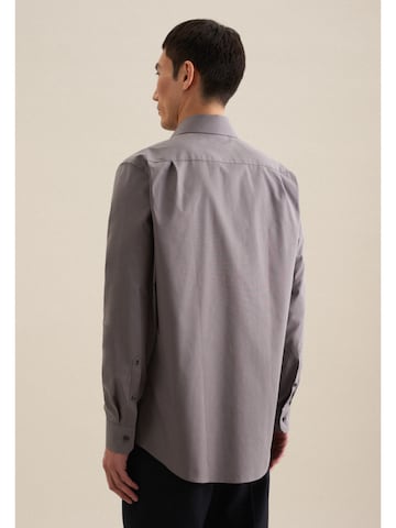 Coupe regular Chemise SEIDENSTICKER en gris