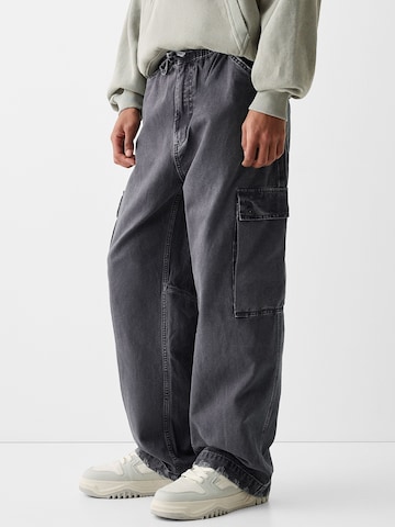 Bershka Loosefit Hose in Grau