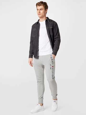 TOMMY HILFIGER Tapered Hose in Grau