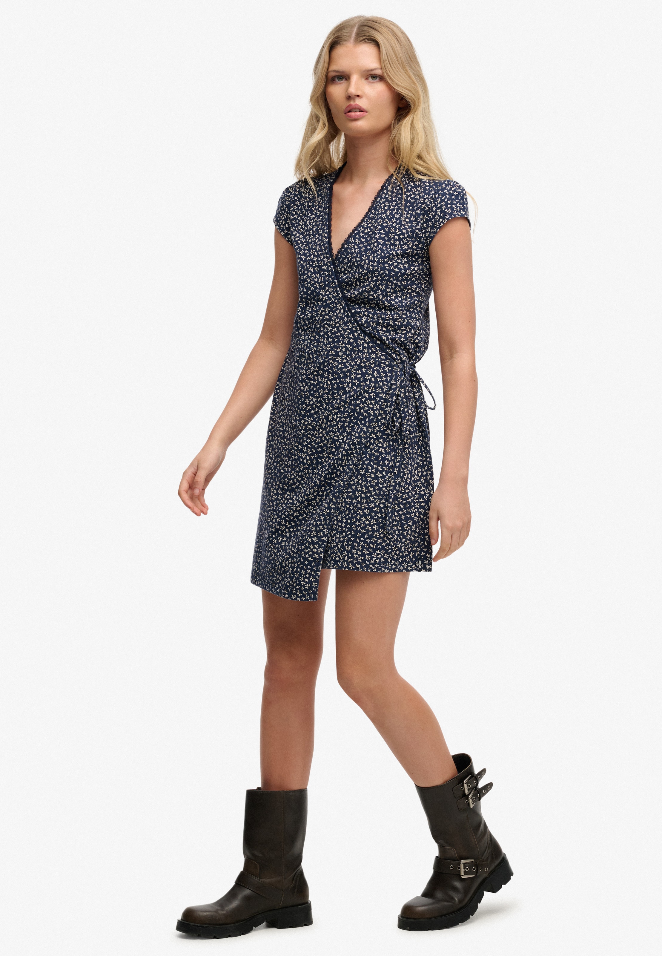 Robe d’été 'Essential' Superdry & Co en bleu