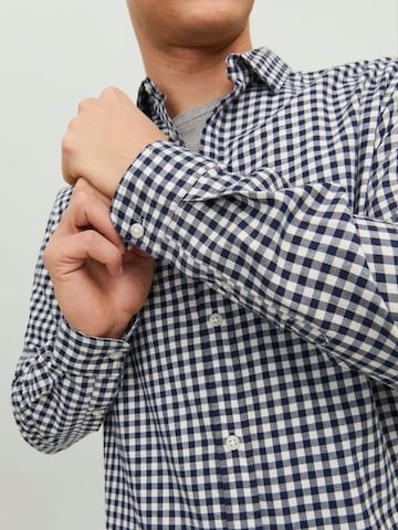 JACK & JONES Средняя посадка Рубашка 'JJGingham' в Синий