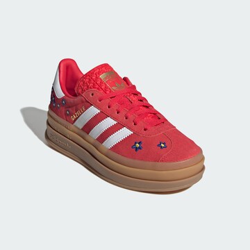 ADIDAS ORIGINALS - Zapatillas deportivas 'Gazelle Bold' en rojo