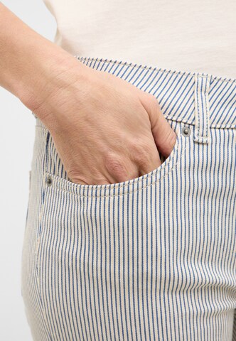 MUSTANG Bootcut Jeans in Weiß