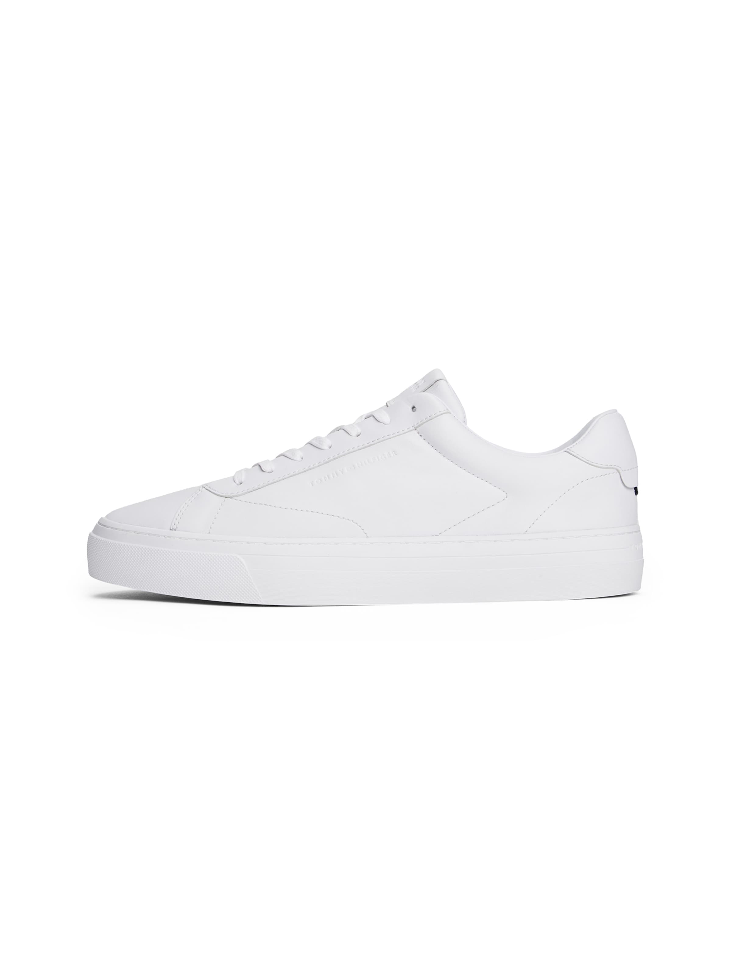 Baskets basses TOMMY HILFIGER en blanc : devant