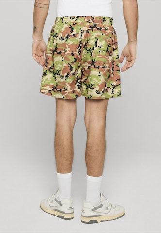 Unfair Athletics Loosefit Shorts 'Woodland' in Grün