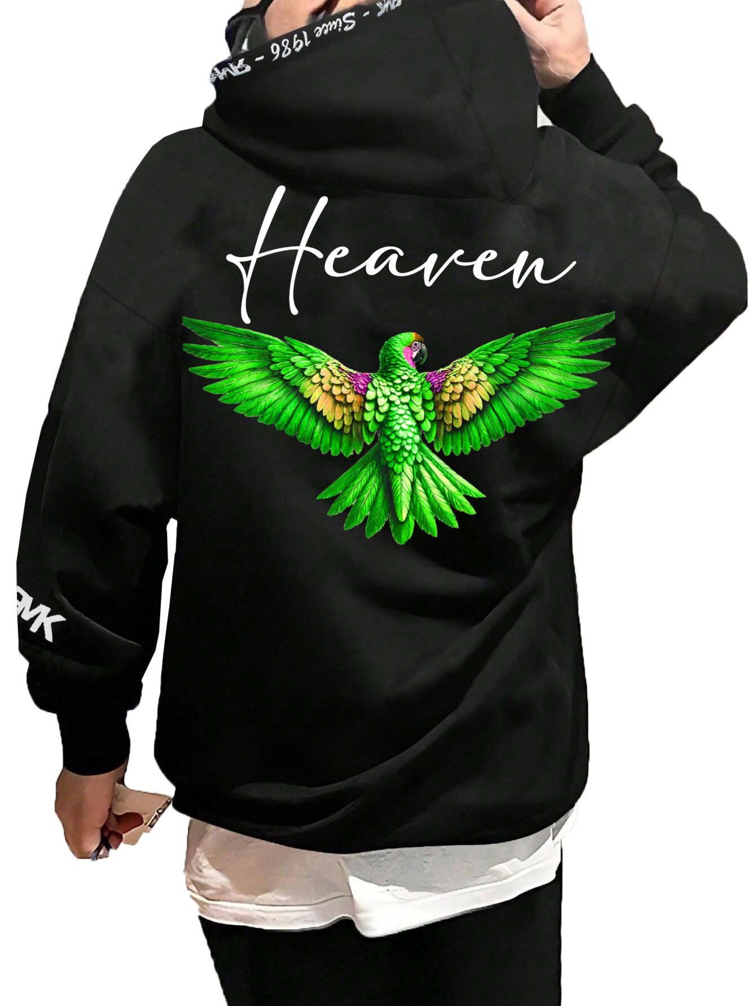 RMK Sweatshirt 'Heaven'‌‌‌‌‌‌‌‌ in Schwarz