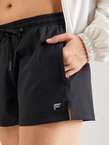 Fabletics - regular Pantalón deportivo 'ONE 2.0' en negro