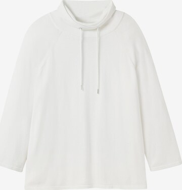 SHEEGO Sweater in White: front