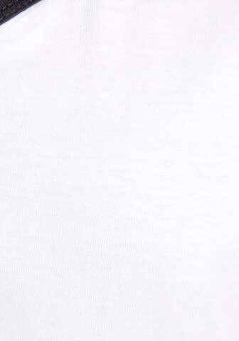 T-shirt VIVANCE en blanc