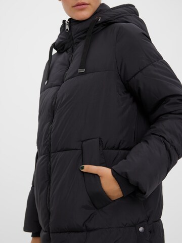 VERO MODA Between-Season Jacket 'GEMMA FLORA' in Black