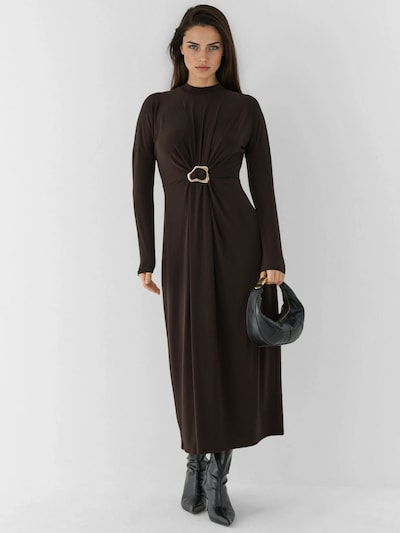 Hiccup Robe en 34 en chocolat, Vue avec produit