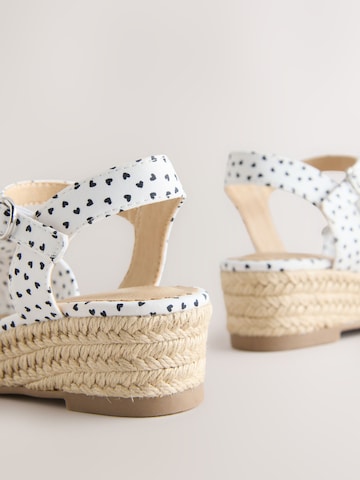Next Sandaler i hvid