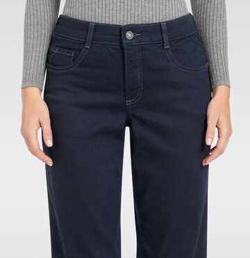 MAC Regular Jeans in Blau