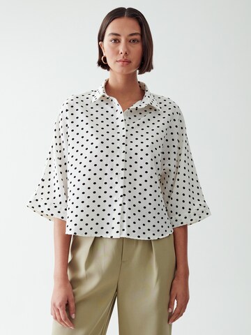 Calli Blouse 'RHIANNA' in White: front