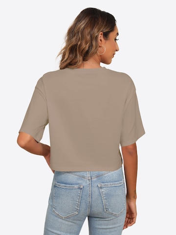 Tricou de la Imily Bela pe verde: spate