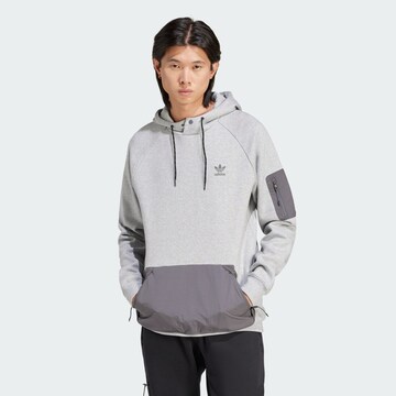 ADIDAS ORIGINALS Sweatshirt in Grey: front