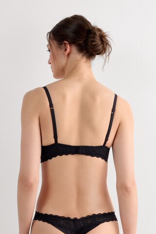 INTIMISSIMI Balconette BH 'Sofia' in Schwarz