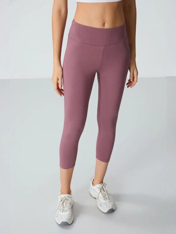 Skinny Leggings 'Gamaschen' di Tommy Life in lilla