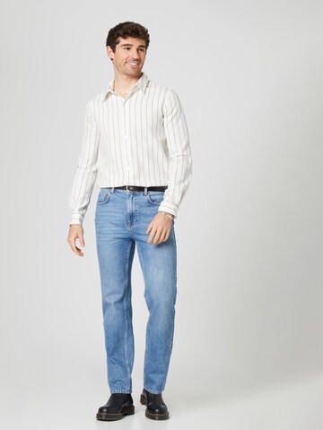 Guido Maria Kretschmer Men Tapered Jeans 'Mailo' i blå