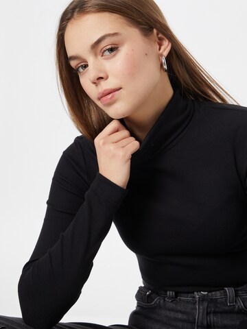 WEEKDAY Pullover 'Verena' in Schwarz