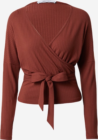 ABOUT YOU Shirt 'Ludmilla' in Rood: voorkant