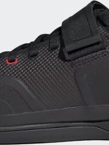 ADIDAS - Zapatillas deportivas bajas 'Ten Hellcat' en negro