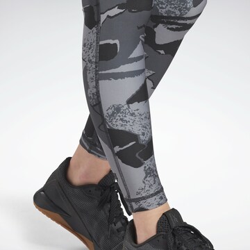 Reebok - Skinny Calças de desporto 'Workout Ready' em cinzento