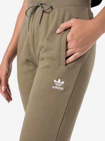 ADIDAS ORIGINALS Tapered Trousers in Green