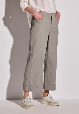 STREET ONE Regular Pants in Grey: front