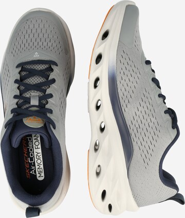 SKECHERS Trampki niskie w kolorze szary