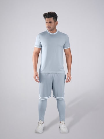PANTONECLO - Ropa deportiva 'Flex' en gris: frente