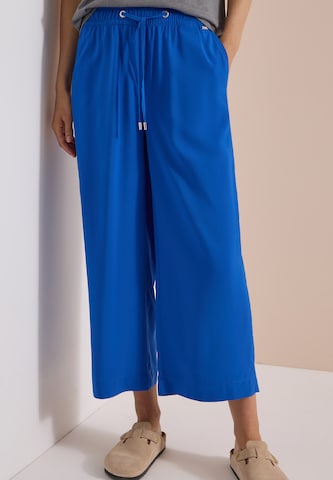 CECIL Loose fit Pants in Blue: front