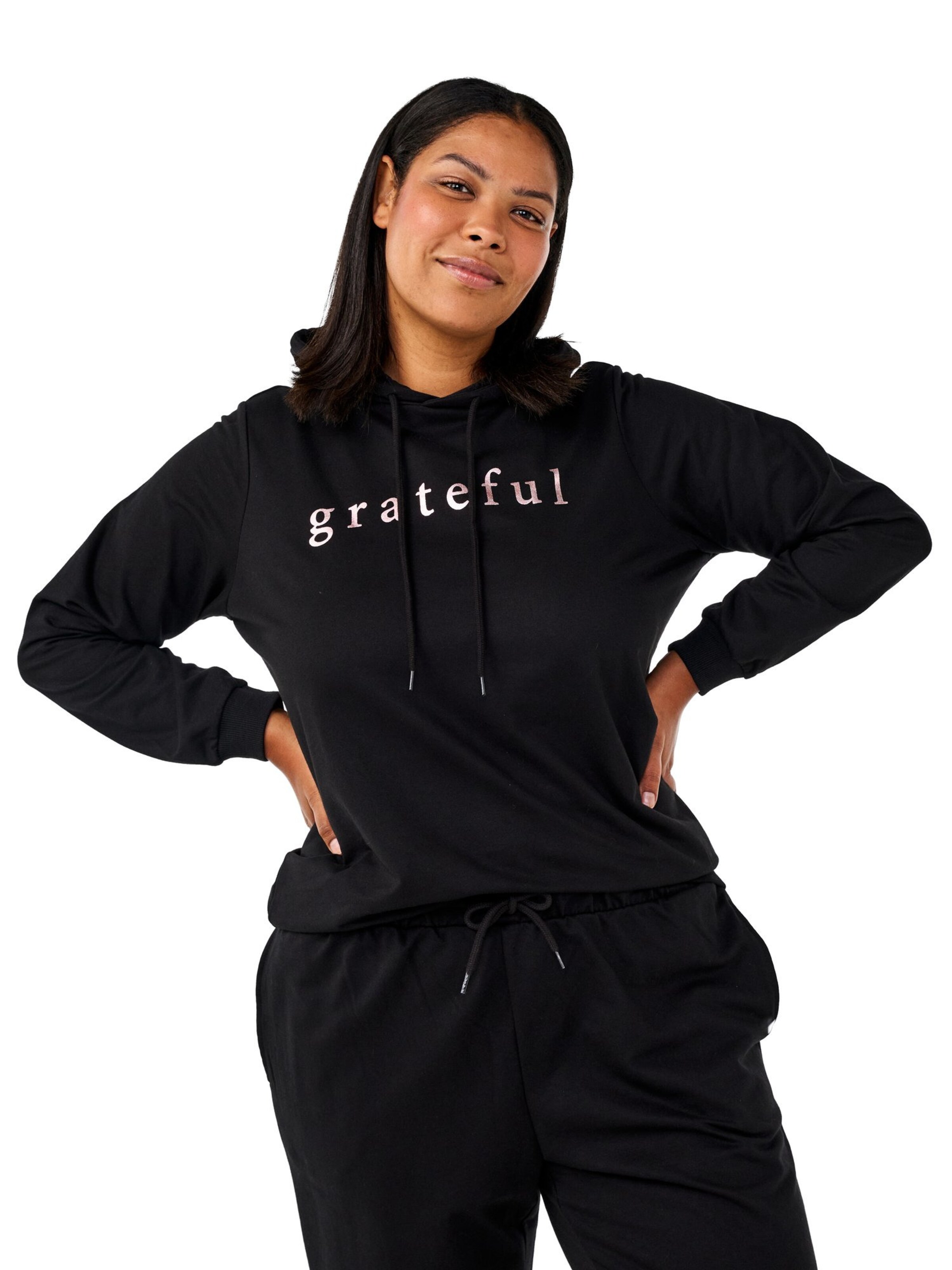 Zizzi Sweatshirt 'Molias' i sort: forside