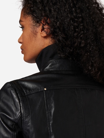 Veste mi-saison 'Cara' RICANO en noir