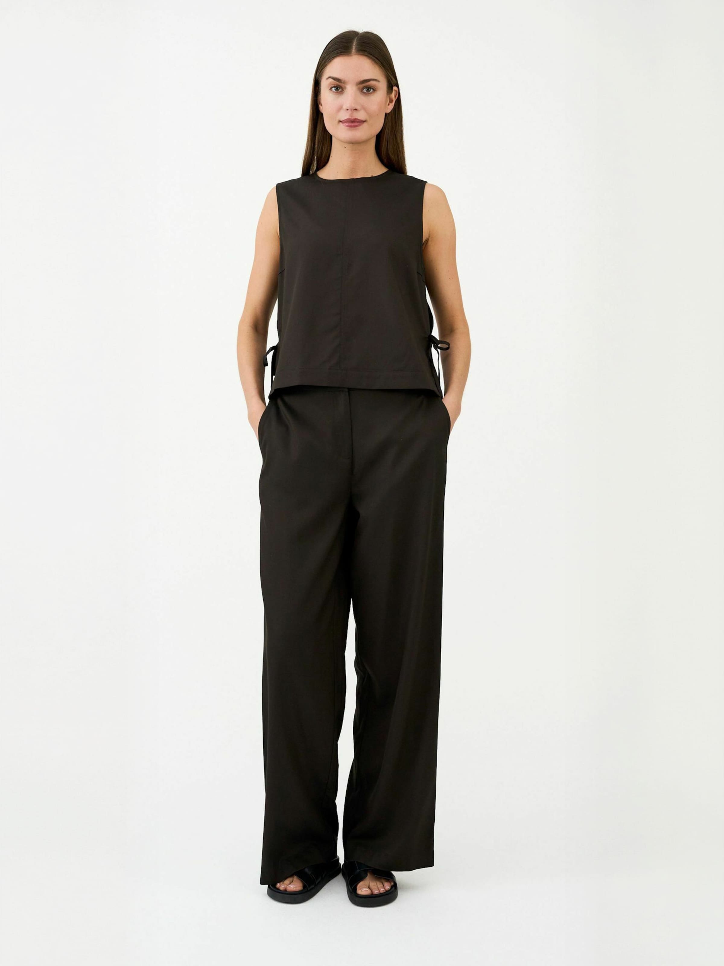 Pieszak Regular Trousers ' PD-Kinsella ' in Brown: front