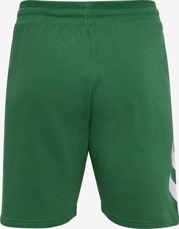 Regular Pantalon de sport 'LEGACY' Hummel en vert