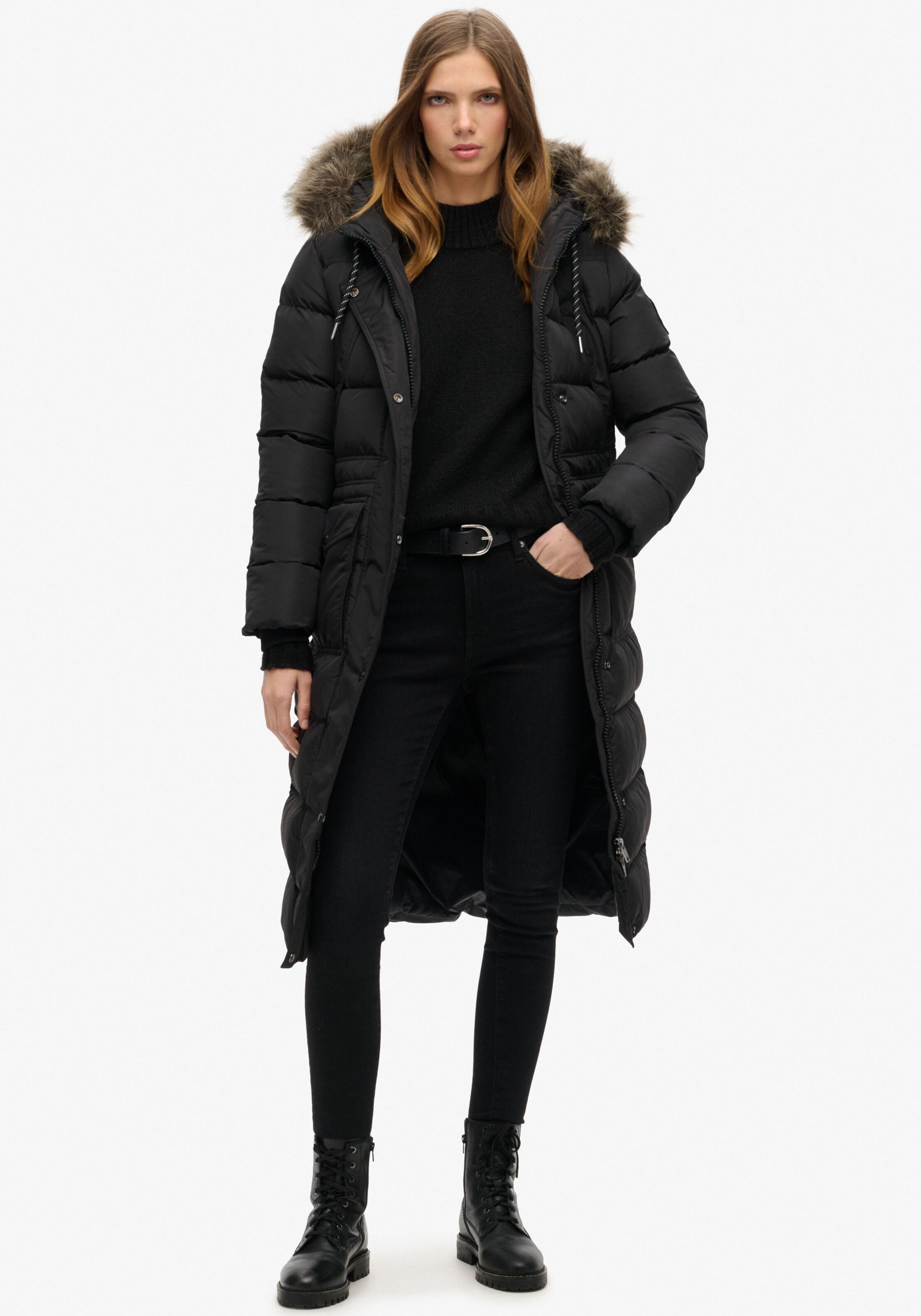 Superdry Winter Coat 'Everest' in Black: front