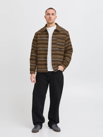 !Solid Regular fit Tussenjas ' MICHA ' in Bruin